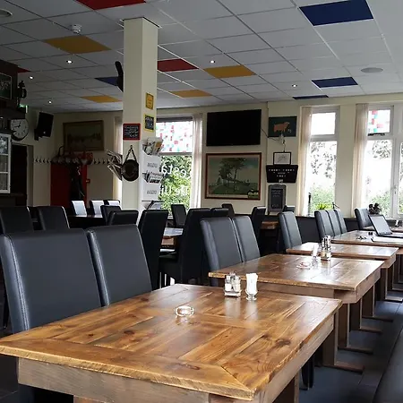 Hotel Restaurant Lakeside 3*